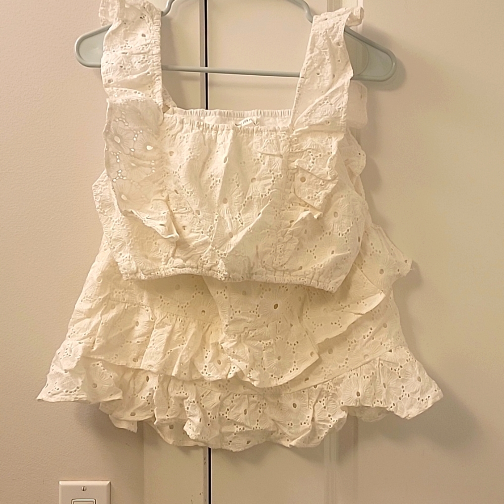 Set skirt and top crop